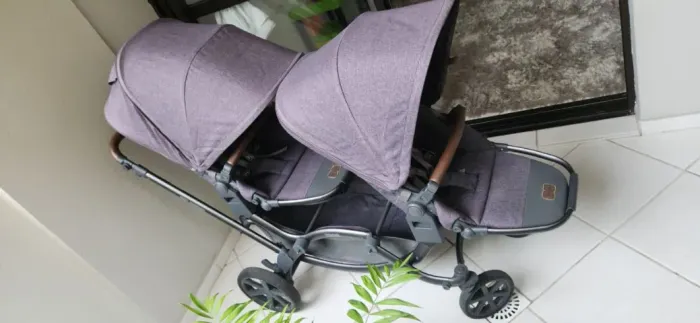 Carrinho de bebes Abc Design Zoom - gemêos ou irmãos