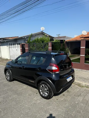 Fiat Mobi Trekking 1.0 Flex 5P 2021
