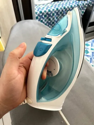 Ferro de passar roupa Philips - à vapor