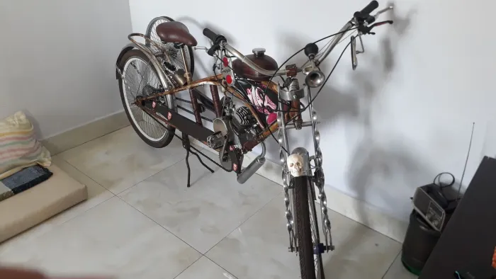 Vendo Bicicleta low Rider motorizada