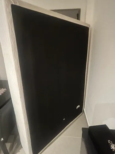 Box cama casal (sem colchão)
