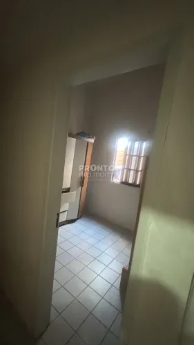 Casa de Condomínio com 3 quartos em Jardim Primavera
