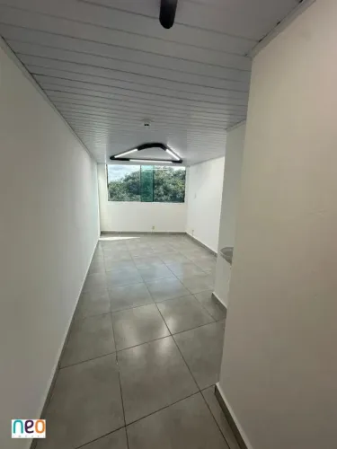 Sala em predio comercial