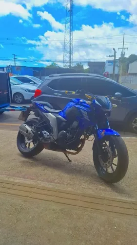 Moto yamaha fazer 250cc azul ano 2023 - ÚNICO DONO por apenas 14 mil reais 