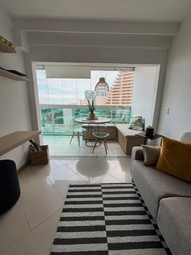 Apartamento para aluguel com 70 metros quadrados com 2 quartos