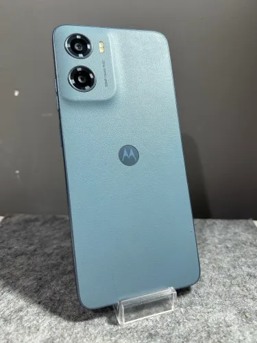 MOTO G05 EXELENTE