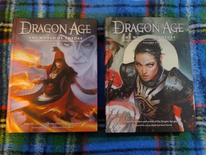 Dragon Age World of Thedas Vol. 1 e 2 - 1ª Edição/Capa Dura/Novo