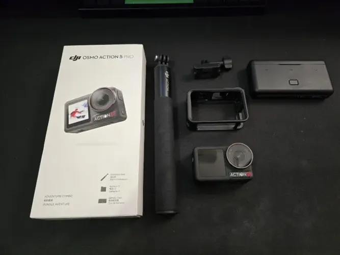 DJI Osmo Action 5 pro combo