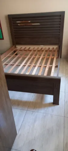 Cama de casal.