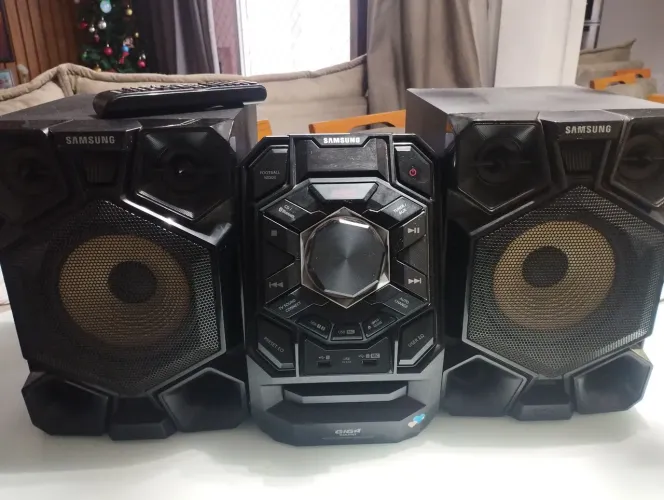 Mini System Samsung Giga Sound 250whats