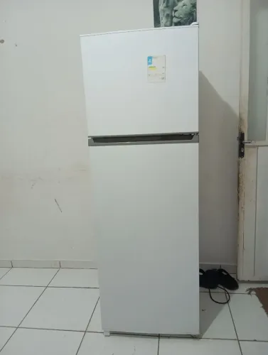 Vende-se Geladeira