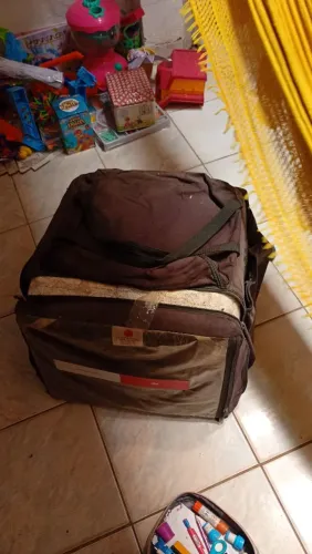 Vende-se uma Bag 80 Reais 