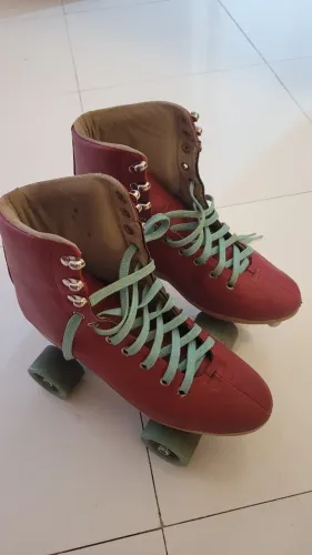 Patins em Ótimo Estado