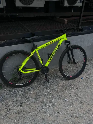 Bicicleta Aro 29 Track Verde neon