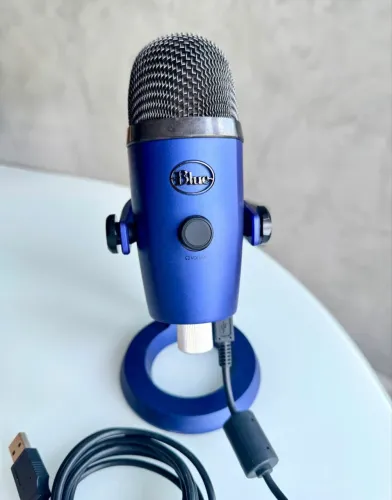 Microfone Blue Yeti Nano Azul (Perfeito Estado) + Cabo Original + Nota Fiscal