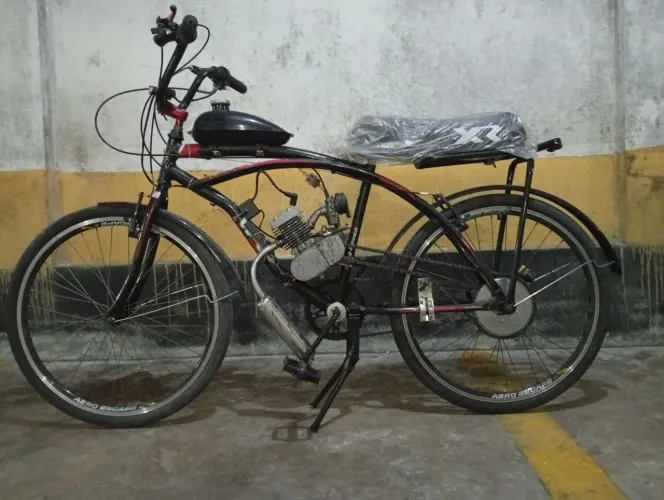 Bicicleta com gasolina ?