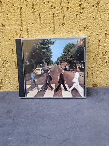 CD The Beatles - Abbey Road (Edição Importada EUA / Apple Records)