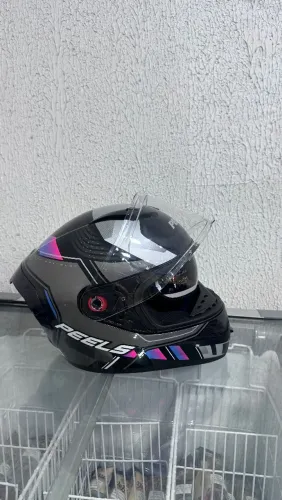 Capacete pells novo da loja