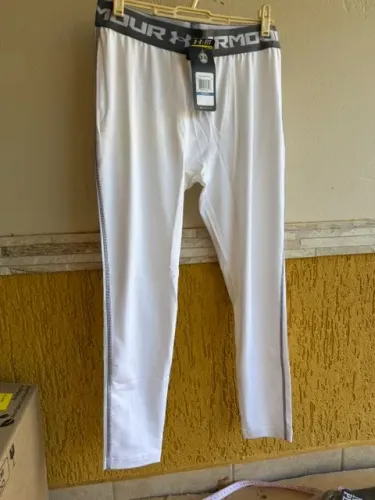 CALÇA DE COMPRESSÃO UNDER ARMOUR - TAMANHO: XL