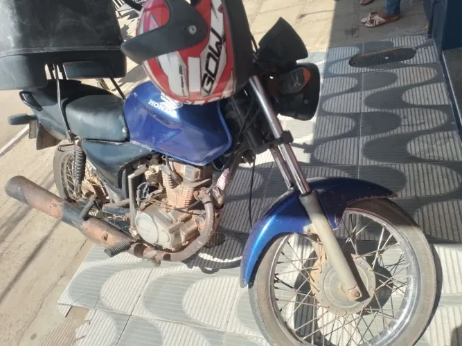 Vendo moto boa pra trabalhar