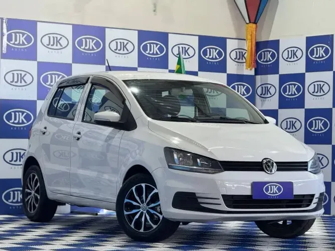 Volkswagen Fox Trendline 1.6 Flex 8V 5P 2015