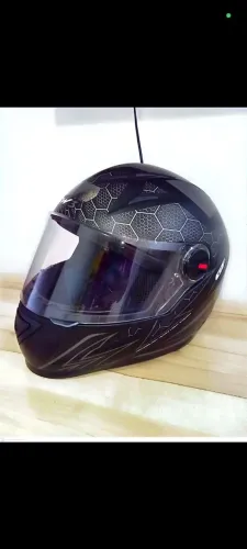 Capacete tamanho 58 e 62