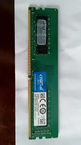 Memória DDR4 8GB Crucial
