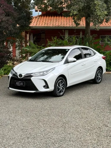 Toyota Yaris XLS Sedan 1.5 Flex 16V 4P Aut. 2023