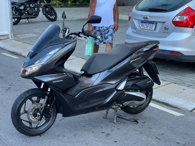 Pcx 2023 MUITO nova 