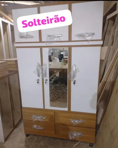 Roupeiro solteirão A FÁBRICA MÓVEIS