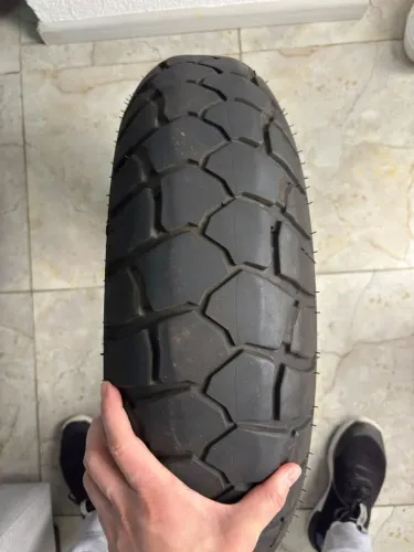 Pneu traseiro para Motocicletas BMW R1250 GS, BMW R1200 GS)