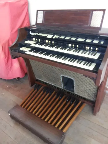 Órgão   Hammond   H 111