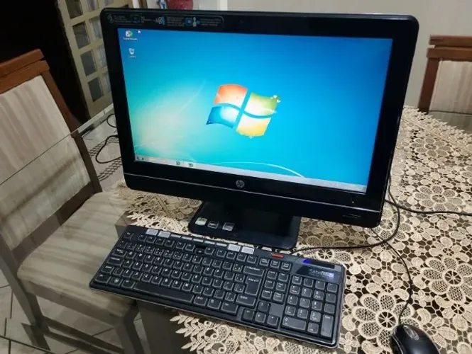 PC Omni HP, 4GD de RAM, 500GB de HD, 20 Polegadas