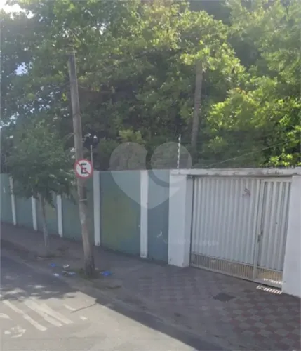 Terreno Comercial no Montese com 1.200m²