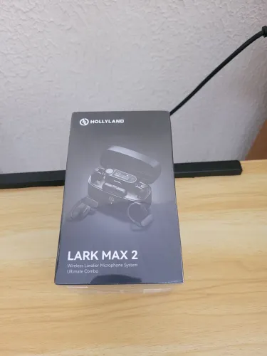 Hollyland Lark Max 2 Duo Combo Ultimamente Lacrado com fone de ouvido