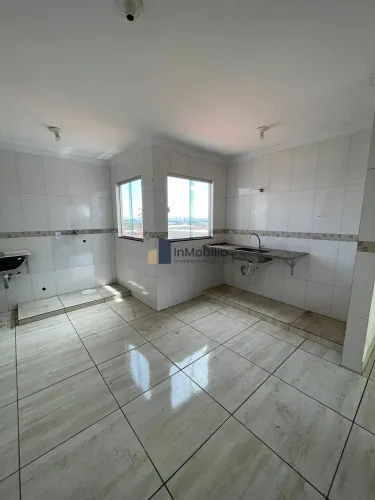 Apartamento de 2/4 sendo 1 suíte disponível para alugar
