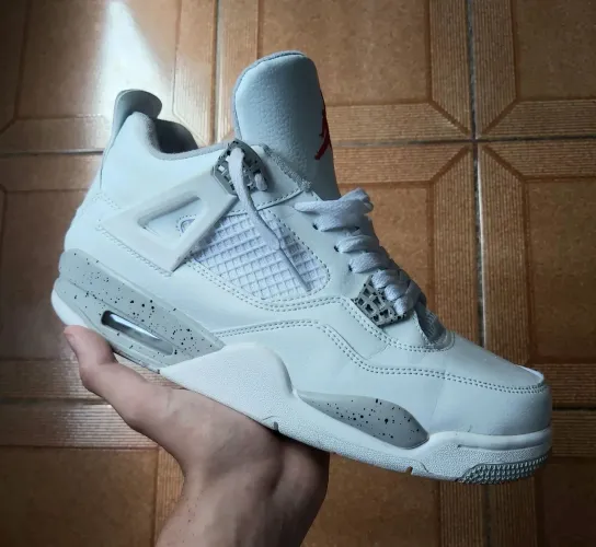 Jordan 4 White Oreo 