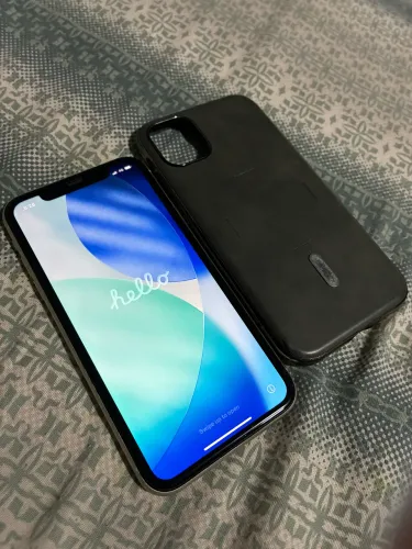 Vendo IPhone 11 / 128GB Branco