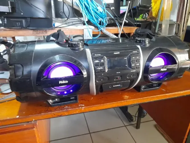 Radio Philco PB500 bt com defeito