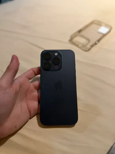 IPHONE 15 PRO IMPECÁVEL 256g