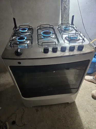 Fogão Electrolux 5 bocas convc automático total