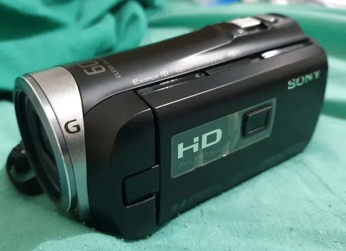 Filmadora Sony HDR PJ340