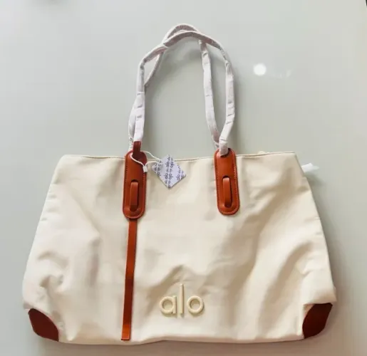 BOLSA ALO YOGA OFF WHITE POLIAMIDA