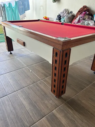 Mesa de Sinuca/Bilhar Residencial Moderna - Feltro Vermelho