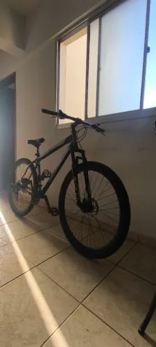 Bicicleta Colli Aro 29 - Bom Estado - R$ 650