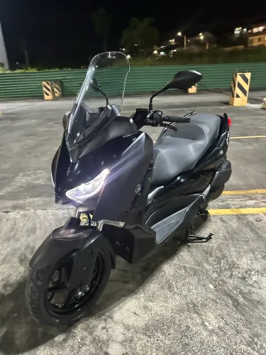 X MAX 250 