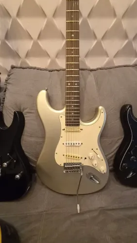 GUITARRA TAGIMA T735 SPECIAL 