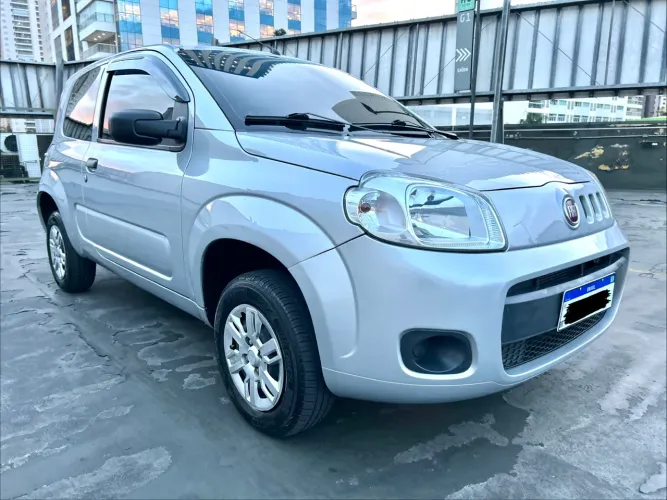 Fiat Uno Vivace Celeb. 1.0 EVO F. Flex 8V 3P 2014