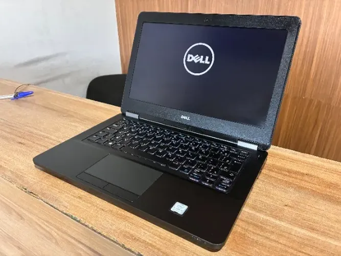 Notebook Dell Latitude E5270 Core i5 | 8GB RAM | 256GB SSD | Tela 13" | Teclado Iluminado
