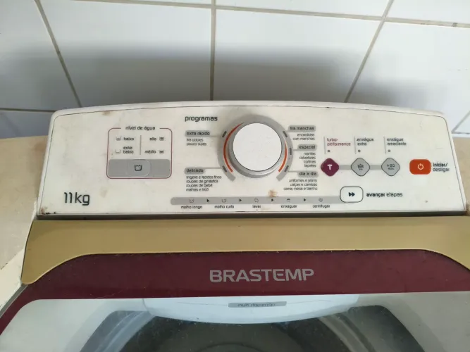 Máquina de lavar roupas Brastemp 11K